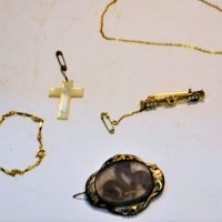 Group lot jewellery incl Victorian gplated 'Hair'  Mourning Broochlocket featuring, bar brooch, mop cross, chain, gplated bracelet etc - Sold for $50 - 2019