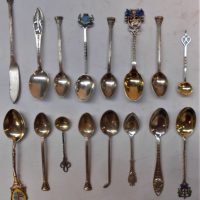 Approx 16 x Sterling silver small spoons  butter knife inc, souvenir, mustard, coffee, tea, etc - Sold for $155 - 2019