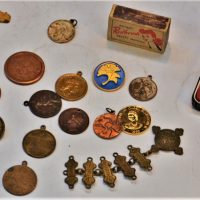 Small-group-lot-incl-c1940s-St-Johns-badge-Aberdeen-Transport-Corp-button-1988-Royal-visit-medallion-etc-Sold-for-37-2019