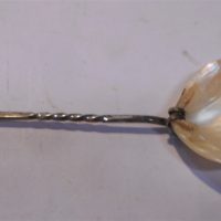 Sterling-silver-Tasmanian-souvenir-spoon-with-map-of-Tas-to-top-and-shell-Sold-for-31-2019