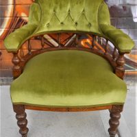 1_Victorian-tub-chair-in-antique-green-velvet-upholstery-button-backs-arms-Sold-for-37-2019