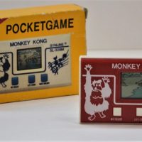 1_c1980s-SYNLINE-Monkey-Kong-Game-n-Watch-clone-Sold-for-37-2019