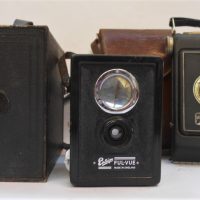 3-x-vintage-cameras-inc-cased-1940s-Kodak-Jiffy-six-twenty-Kodak-Brownie-2A-and-an-Ensign-Ful-Vue-Sold-for-62-2019