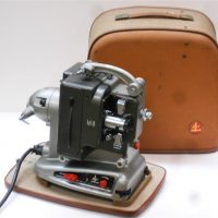 Cased-Vintage-1957-Bolex-Palliard-M8-8mm-Film-Projector-w-Spare-Reel-Sold-for-56-2019