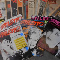 Group-Lot-1980s-Large-format-music-magazines-inc-Stiletto-VOX-MM-Melody-Maker-etc-Sold-for-43-2019