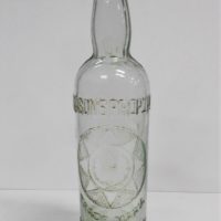 Vintage-c1900-Embossed-Glass-BOTTLE-DYASONS-MELBOURNE-Trade-Mark-w-Raised-EMU-in-Wreath-to-front-Sold-for-43-2019