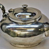 Vintage-EPNS-Robur-Tea-Perfect-Tea-Pot-with-infuser-Sold-for-62-2019