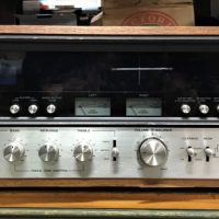 Vintage-Sansui-stereo-receiver-model-9090-Ca-late-70s-beautiful-condition-wood-grain-case-Sold-for-745-2019