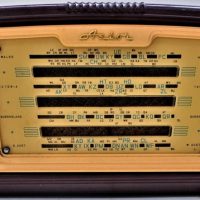 Vintage-valve-radio-Astor-brand-Maroon-with-cream-coloured-face-af-Sold-for-50-2019