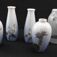 5-x-pcs-Blue-and-white-Royal-Copenhagen-and-other-vases-Sold-for-50-2019