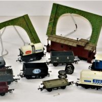 Small-group-lot-vintage-HO-scale-gauge-train-carriages-and-engines-transformers-etc-inc-TRI-ANG-MODEL-TRAIN-locomotive-engines-SHELL-BP-PETERS-MIL-Sold-for-93-2019