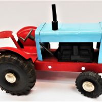 Vintage-red-blue-WYN-TOY-toy-Lincoln-Tractor-24cms-L-gcond-Sold-for-75-2019