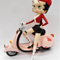 BETTY-BOOP-Composition-figure-Betty-Boop-on-Scooter-32cm-H-Sold-for-93-2019