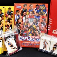 Group-Lot-AFL-Trading-Cards-and-Albums-some-albums-with-contents-Sold-for-75-2019