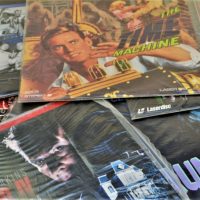 Group-lot-LASERDISC-movies-mostly-horror-and-scifi-genre-inc-Twilight-Zone-The-Fearless-Vampire-Killers-The-Haunting-etc-Sold-for-93-2019
