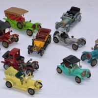Small-box-lot-LESNEY-diecast-Models-of-Yesteryear-cars-inc-Packard-Landaulet-1911-Renault-1911-Chrysler-etc-Sold-for-56-2019