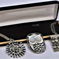 3-x-Pieces-Swedish-Mid-century-Modern-Pewter-Jewellery-Fab-OWL-brooch-w-White-Glass-Eyes-2-x-period-Pendants-on-necklaces-1-signed-R-TENNESMED-Sold-for-43-2019