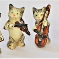 Vintage-BESWICK-Cat-BAND-1950s-Models-1026272829-Cat-ConductorCello-Fiddle-Saxophone-5cm-H-Saxophone-AF-Sold-for-99-2019