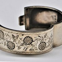 Wide-Sterling-silver-bangle-with-floral-engraving-hmarked-BHam-1877-Sold-for-81-2019