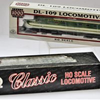 2-x-mint-in-box-HO-Scale-locomotives-Jersey-Central-1604-and-DL-109-Sold-for-75-2020