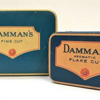 2-x-vintage-Damman-Co-Melbourne-Tobacco-tins-2-oz-Flake-Cut-larger-Fine-Cut-gcond-Sold-for-43-2020