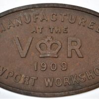 Cast-Iron-VICTORIAN-RAILWAYS-Manufacturing-engine-plaque-1909-Newport-Workshops-30cm-L-Sold-for-1012-2020
