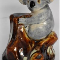 Grace-Seccombe-Australian-pottery-Koala-on-a-Tree-Stump-figurine-sgd-G-G-Aus-to-base-chip-to-ear-10cms-H-Sold-for-149-2020
