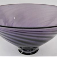 Large-Matthew-Larwood-Australian-art-glass-bowl-Purple-with-swirled-patter-Approx-31cmw-Signed-to-base-Sold-for-50-2020