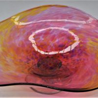 Richard-Lamprecht-Ricardo-Glass-Australian-art-glass-pink-yellow-footed-bowl-Approx-275cmw-Signed-to-base-Sold-for-43-2020