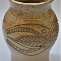 YARRABAH-Australian-pottery-vase-Incised-tribal-decoration-Signed-to-base-Approx-15cmh-Sold-for-99-2020