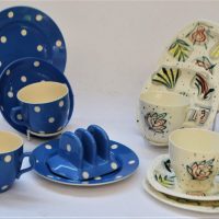 Group-Mid-Century-China-incl-2-x-MIDWINTER-Handpainted-Trios-and-2-x-T-G-Green-Blue-Domino-TRIOS-and-Toast-Rack-Sold-for-62-2019