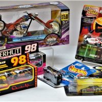 Group-lot-Mint-in-box-diecast-model-cars-inc-MATCHBOX-Bojangles-Racing-Team-Team-Convoy-Fingerhut-Team-Convoy-etc-Sold-for-50-2020