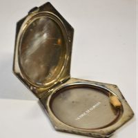 Vintage-Ladies-Sterling-Silver-Compact-Mirror-w-Hallmarks-Sighted-Sold-for-35-2019