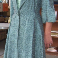 Very pretty green  twill ,1940's dress coat with 34 sleeves, large collar & self covered button - size 8 ish - Sold for $67 - 2008
