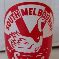 Vintage SOUTH MELBOURNE Football Club ENAMELLED GLASS - Sold for $67 - 2014