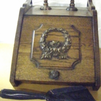 c1910 decorative oak COAL Box with copper handle & lift up lid - complete with metal insert & shovel - Sold for $159 - 2008