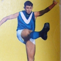 1963 SCANLENS Football CARD - Brendan Edward in Victoria jumper - Sold for $232 - 2008