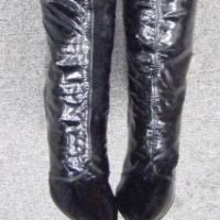 Ladies Thigh High , Black Patent LEATHER Stiletto Heel BOOTS with back Zip & metal reinforced toes & heels - Sold for $61 - 2008