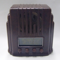 1930s AWA brand brown Bakelite EMPIRE STATE RADIO - model R51 - 35cm high (damage to front grill) - Sold for $537 - 2009