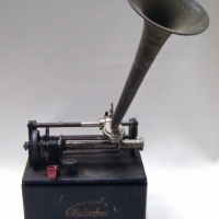 Vintage EDISON brand EDIPHONE PLAYER with HORN - Sold for $85 - 2009