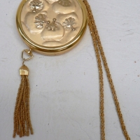 Vintage Gilt COTY POWDER COMPACT with Wrist Clasp and Tassel - Sold for $73 - 2009