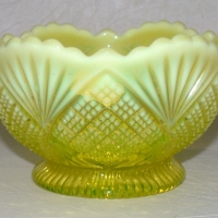 Victorian GREEN VASELINE GLASS BOWL with Raised Pineapple Pattern, d125cm - Sold for $61 - 2009