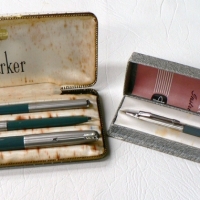 Group lot - boxed set vintage PARKER fountain pen, pencil & biro & boxed Parker 51 biro - Sold for $92 - 2009
