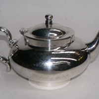 Vintage silver plate ROBUR Perfect 4 cup TEAPOT with original INSERT - good cond - Sold for $207 - 2014