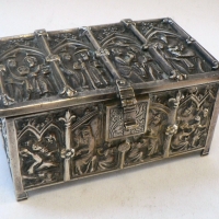 Vintage heavy silver plated lockable Medieval style jewellery Casket - lined in velvet - Sold for $116 - 2014