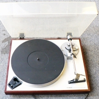C1970's LUXMAN Direct Drive Turntable - model PD-284 - working - Sold for $116 - 2014