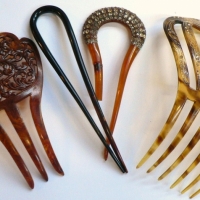 4  x vintage faux Tortoiseshell Hair combs some diamantes (Syme) - Sold for $67 - 2014