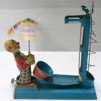 1950's 'DRGM' German made POT-BALL wind-up tin TOY (af) - Sold for $146 - 2012