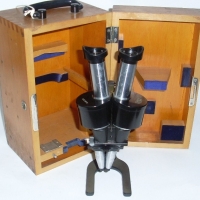 Boxed CARL ZEISS stereo microscope in original wooden carry box - Sold for $104 - 2012