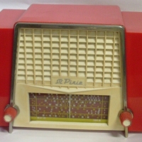 1960's red plastic STC PIXIE Radio with cream plastic front - Sold for $159 - 2012